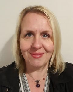 Annamária Szu 